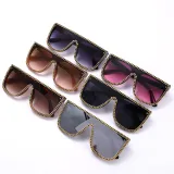 Y2K Sun Glasses Oversized Large Frame One-piece Trend Sunglasses Personality Chain Fashion Square Sunglasses Female Luxury E7225