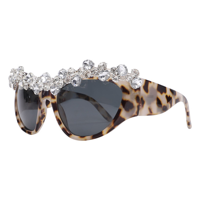 2023 wholesale Fashion trend sunglasses popular Luxury handmade diamond designer rhinestone sunglasses for women