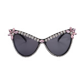 Luxury Rhinestones Oversized Cat Eye Sunglasses New Brand Diamond Sexy Sun Glasses Lady Hip Hop Cool Eyewear GVE7203