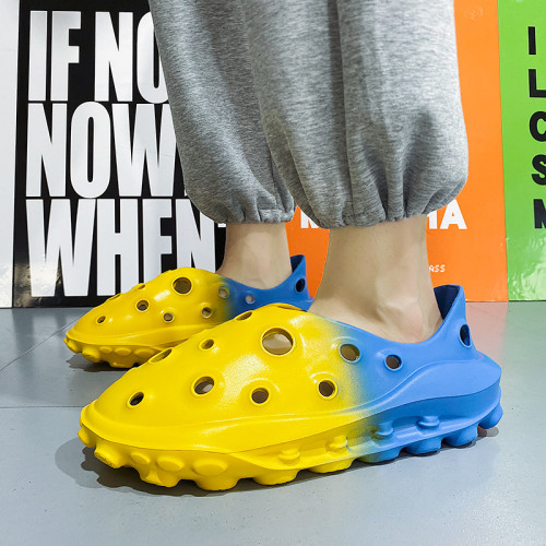 New foam runner lover beach yeez sandal  hole water shoes eva yeez print pattern slide foam runner sport sandal sneakers