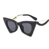 Trendy Oversize Metal Shade Women Potical Glasses Frame Cat Eye Sunglasses