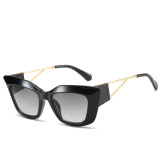 Vintage Style Cat Eye Sunglasses Women 2023 Luxury Brand Designer Metal Frame Female Sun Glasses Retro Oversized Shades UV400