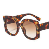 Fashion Big Frame Oval Rivet Sunglasses Women 2023 New Retro Oversized Square Flat Top Sun Glasses Modern Leopard Print Shades