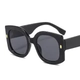 Fashion Big Frame Oval Rivet Sunglasses Women 2023 New Retro Oversized Square Flat Top Sun Glasses Modern Leopard Print Shades