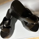 2023 new style Thick bottom slippers summer platform flip flop wedge shoes ladies slides