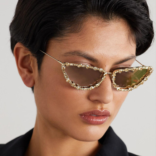 3562 Fashion Rhinestone Crystal Sunglasses Female Designer Sunglasses Cat Eye Brands Shade Custom Sunglasses For Women 2023