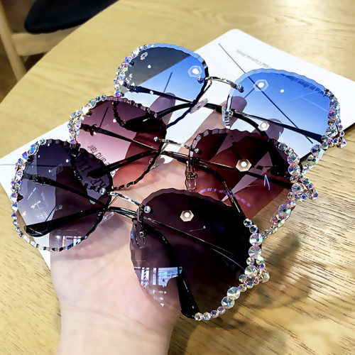 Square Crystal sunglasses Women Luxury Brand Vintage Oversized Rimless Shades Sunglasses Ladies Diamond Fashion Glasses UV400