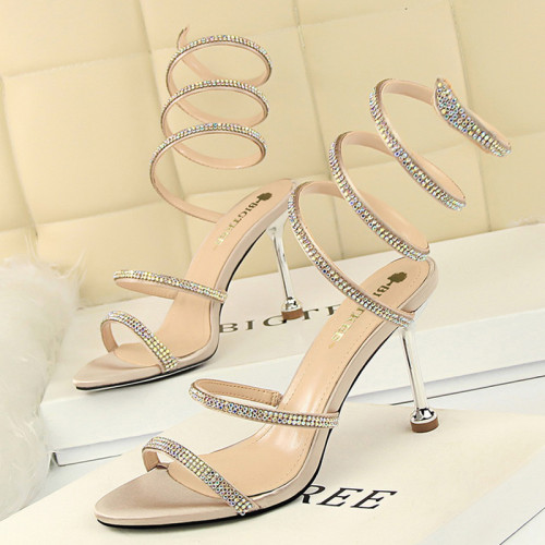 2023 Summer Luxury Women 8cm Thin High Heels Nightclub Sandals Green Red Stiletto Heels Glitter Crystal Roman Sandal Prom Shoes