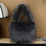 New Design Women Winter Luxury Faux Fur Handbag Fluffy Fake Raccoon Fur Small Bag