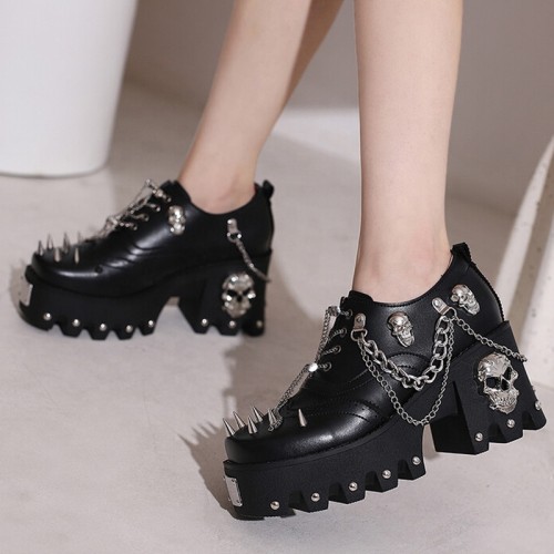 Large Size 46 Rocky Style Metal Skull Decor Pumps Fashion Rivets Chunky Heels Shoes Women Lace Up Chain Causal Booties