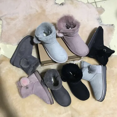 Winter Fox Hair Ball Sheepskin Wool One Piece Flat Bottom Short Barrel Snow Boots Women's Short Boots Parent Child Cotton Shoes
