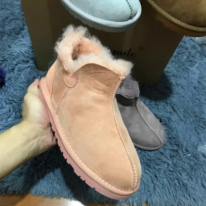 New Low Top Short Tube Four Leaf Grass Snow Boots Women's Leather and Wool Integrated Cotton Shoes Flat Bottom Wool Short Boots Ins Fashion