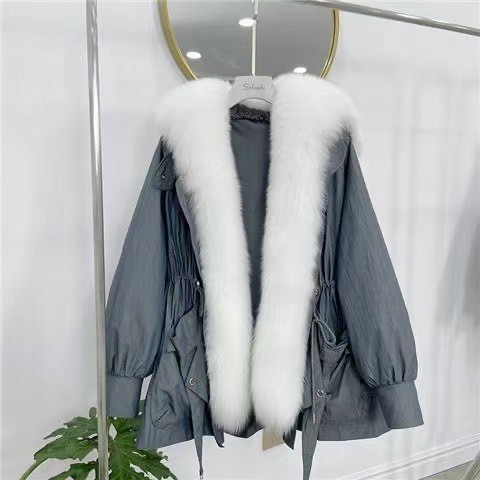 New style style overcomes female fox real fur with large fur collar, detachable otter rabbit fur inner liner, fur coat, navy collar