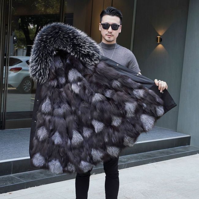 Winter Style Overcoming Men's Mid length Haining Winter Style Fur One Piece Thickened Black Fox Hair Men's Style Overcoming Coat