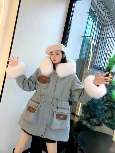 New style style overcomes female otter rabbit fur detachable inner lining, real fur, fox fur collar, Haining fur coat, female