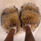 Cross border European and American new real raccoon fur slippers for women to stay at home in autumn and winter, plush and warm, real fur grass anti slip