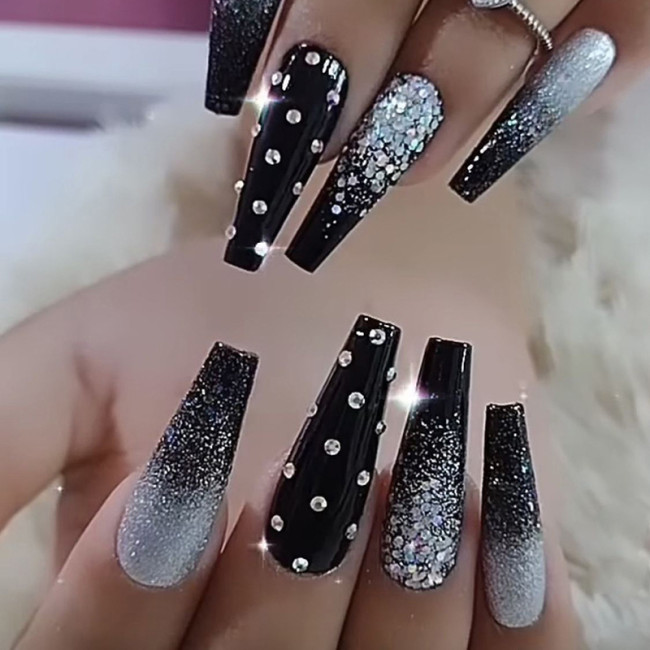 Wholesale of European and American nail patches for wearing, long styles, and explosive black gradient with diamond nail patches for finished INS style nail patches