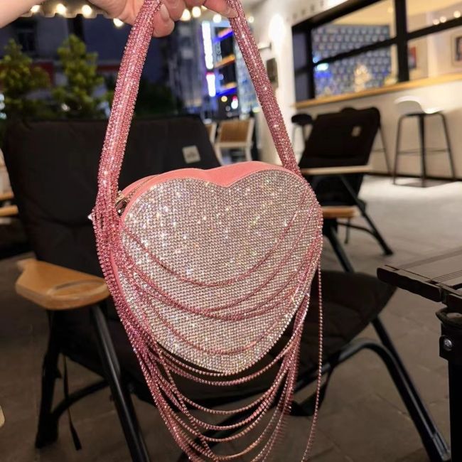 Wholesale Custom New Heart Shape Ladies  Rhinestone Tassel Handbag  Luxury Sparkling Diamond Party Evening Bag For Women