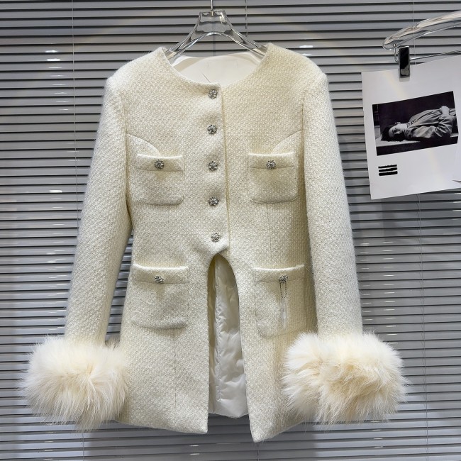 Internet celebrity's new winter style small fragrant fox fur sleeve mouth water diamond buckle down inner woolen trench coat
