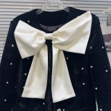 Internet celebrity's new winter model, a socialite with a big bow tie, rhinestone studded beads, down inner jacket, windbreaker jacket