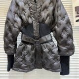 Internet famous winter new niche V-neck thread waist design with dark spicy girl down jacket