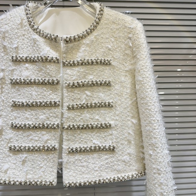Internet celebrity's new winter style with small fragrant wind, pearl studded beads, plush and coarse tweed, down lining, short jacket for women
