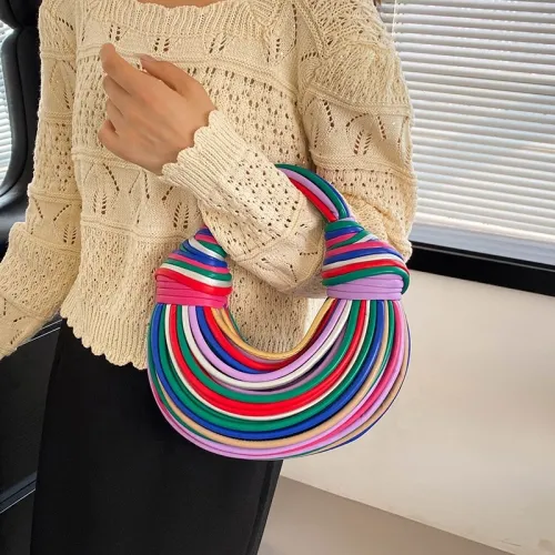 New Fashion PU Flap Handbags for Women Luxury Wholesale Ladies Knotted Clutch Bag Chain Designer Women Hand Clutch for Girl