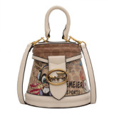 Lady's hand-held horseshoe button vintage bucket bag Korean style bright diamond diagonal box bag