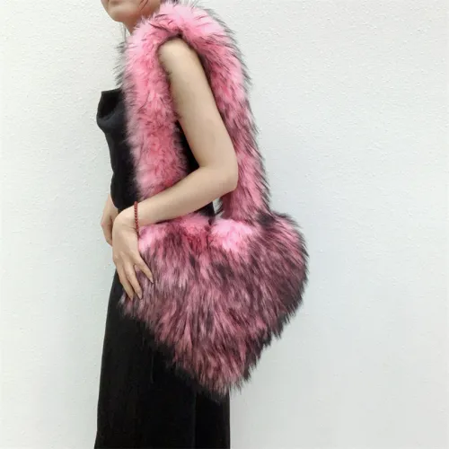 Faux Fur Love Handbags Winter Women Handbags Cute Plush Ladies Heart Shaped Shoulder Bag Cute Female Clutch Purse Messenger Bag