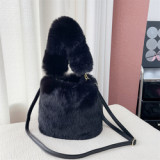 Winter Fluffy Faux Fur Shoulder Bags Women Big Conpacity Fur Tote Handbags Ladies