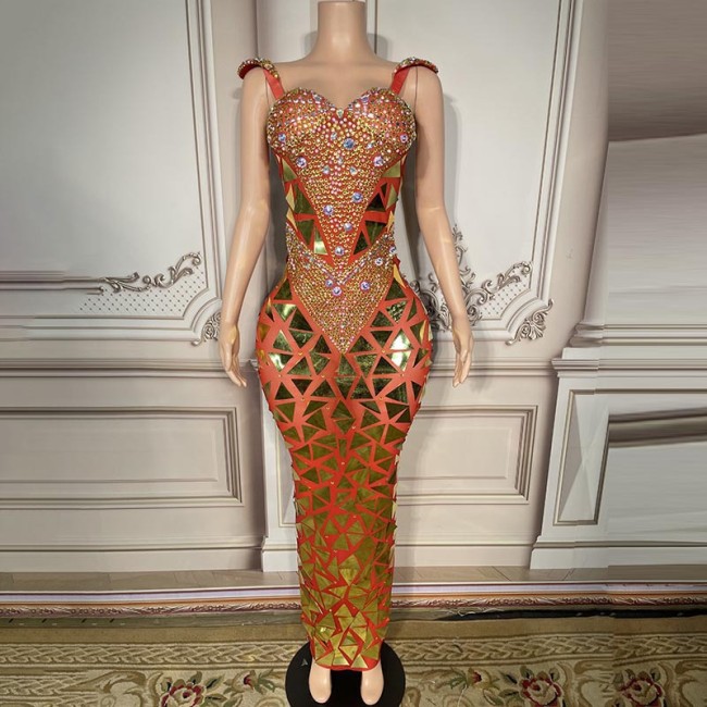 T-stage runway show celebrity red carpet dress, temperament, red dress, rhinestone lens design, sense of camisole waistband, slimming effect
