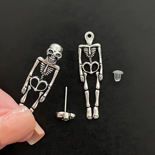 Halloween Skeleton Simulation Human Skeleton Removable Earstuds Ghost Groom and Bride Couple Human Earrings