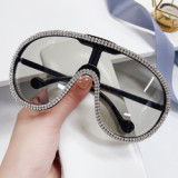 1365 New Plastic Frame One-piece Lens Vintage Oversized Diamond Sunglasses For Women 2024