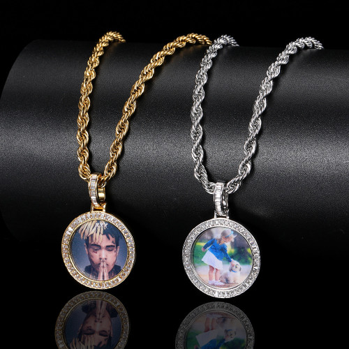 European and American hip-hop mini T-shaped zircon circular photo pendant with personalized commemorative hip-hop frame necklace