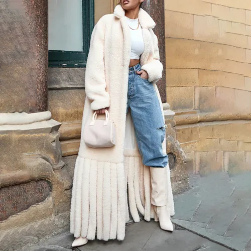 Autumn and winter new niche design sense coat for women, fashionable granular velvet tassel fur strip patchwork coat for women
