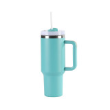 Temu reported a spray molded handle insulated cup with a high aesthetic value of 40oz. The car cup has a large capacity stainless steel car insulated cup