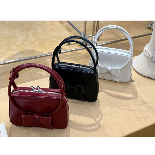 24 Early Spring New Women's Bag Fashion Retro Versatile Sweet Jubilee Spicy Girl Bag 3D Bow Handle Small Square Bag