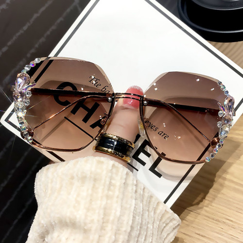 Hot Selling Rimless Rhinestone Sunglasses Diamond New Luxury Trendy Lady Sunglasses Shades High Quality