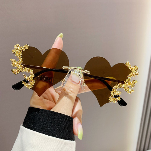 Rimless Heart Water Drop Fire Rhinestone 2023 Latest Fashion Diamond Wholesale Shades Designer Sunglasses