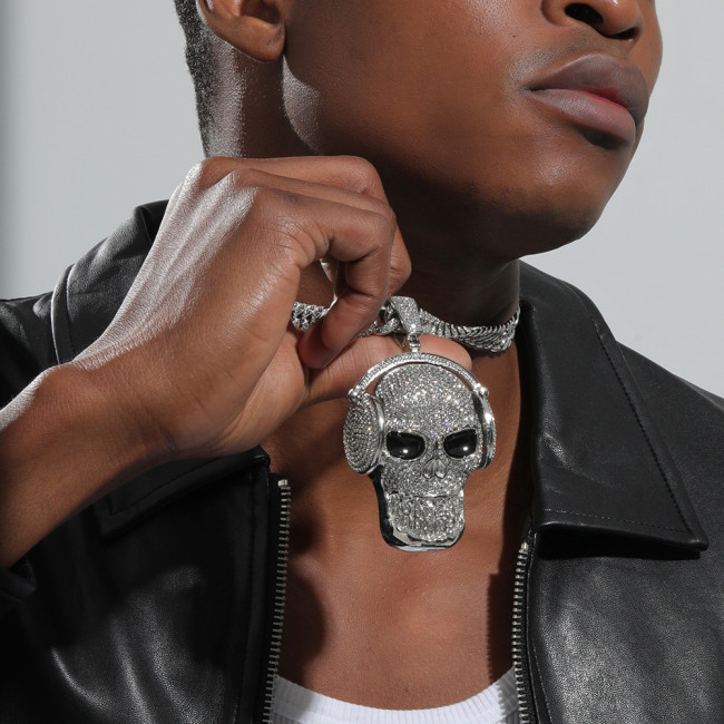 Extra Large Exaggerated Skull Pendant Full of Diamond Hip Hop Cuban Chain Luxury Pedant Ghost Head Cross border Jewelry