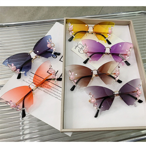 Wholesale Custom Logo Luxury rhinestone Rimless Women Sunglasses Brand Designer Bling Bling diamond butterfly sunglasses