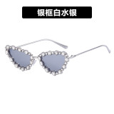 Hot Sell Luxury Diamond Metal Cat Eye Sunglasses For Women
