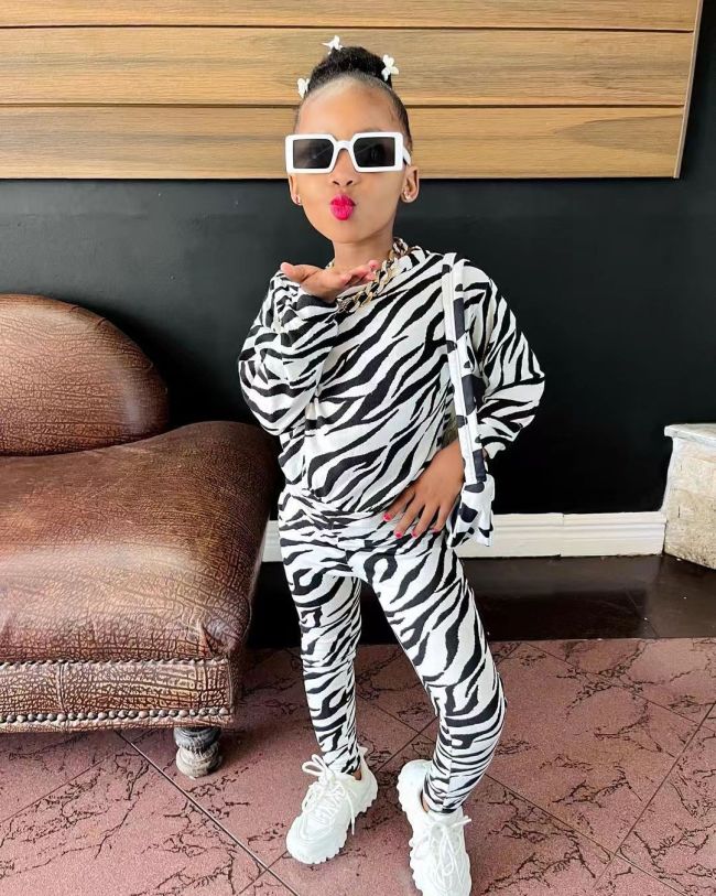 European and American children's clothing new girls fashion casual zebra print long sleeved loose fitting set Instagram style summer hot trend