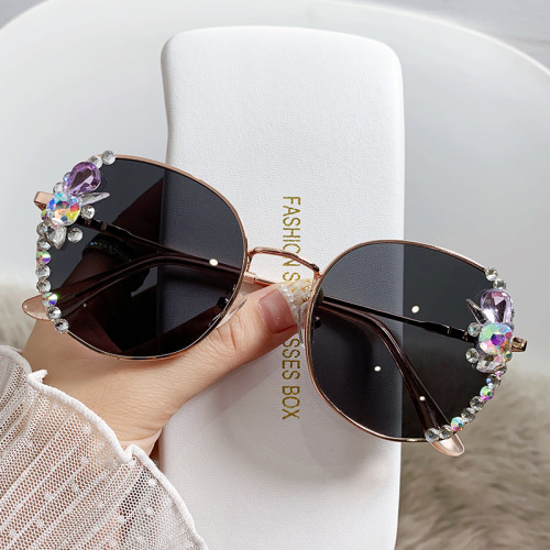 Cross border full frame European and American diamond inlaid sunglasses for women, UV resistant, large face, slimming, driving sunglasses for women