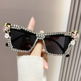 New rhinestone glasses with diamond inlay, cat's eye large frame, fashionable sunglasses for women, trendy and versatile sunglasses, European and American glasses