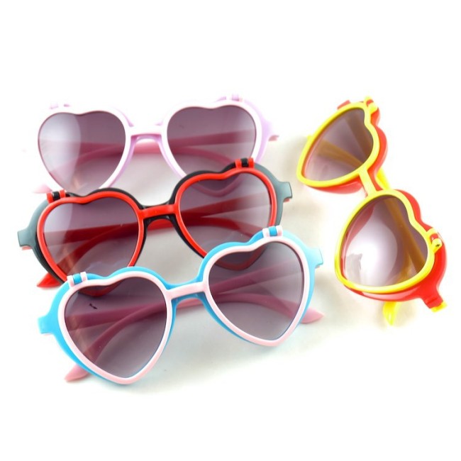 New Love Flip Children's Glasses Eye Protection Sunglasses Korean Edition Peach Heart Children's Sunglasses 3107