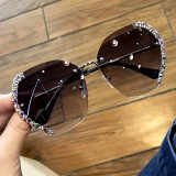 Diamond studded UV resistant sunglasses for women, Korean version popular on the internet, same sun protection for driving, Instagram round face, sun shading for women, trendy sunglasses