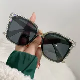 New GM sunglasses, female internet celebrity, same popular live broadcast, diamond studded sunglasses, fashionable and UV resistant sunglasses wholesale