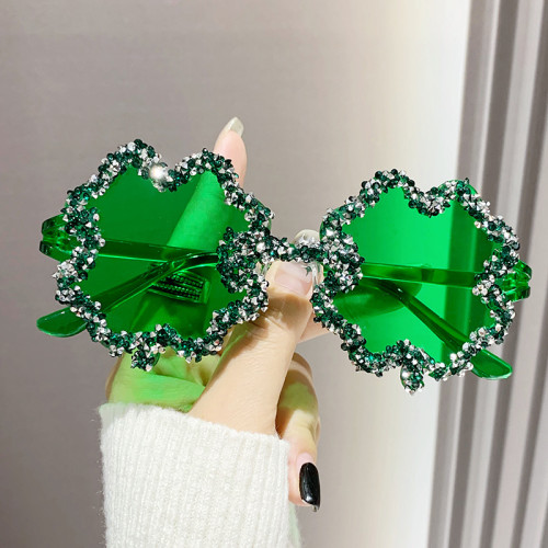 New cross-border diamond inlaid transparent jelly colored four leaf clover sunglasses for men and women, sunglasses, European shaped integrated rhinestone glasses