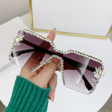 Cross border European and American large frame diamond inlaid sunglasses for women's street photography, sun protection sunglasses for women's round face, large frame for slimming and UV protection